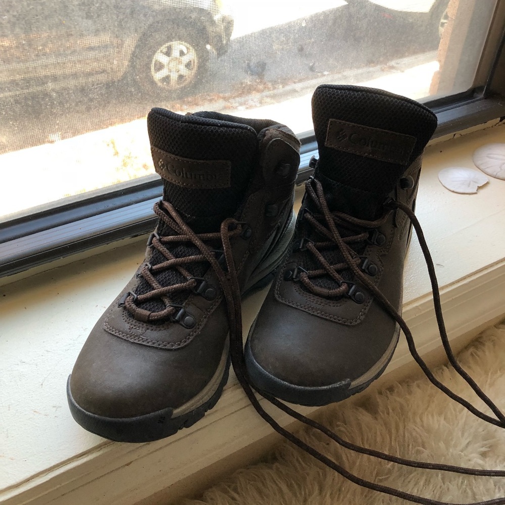 Waterproof Newton Ridge Plus Columbia Hiking Boots
